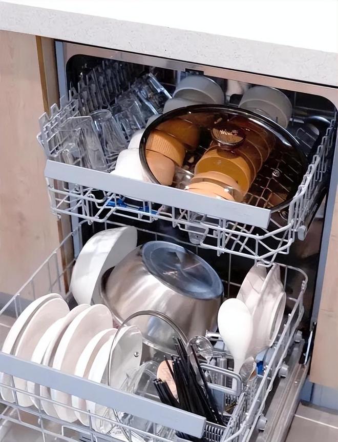 品牌死磕中式油污洗碗机变“刚需”？九游会J9借鉴火箭发动机技术国产(图2)